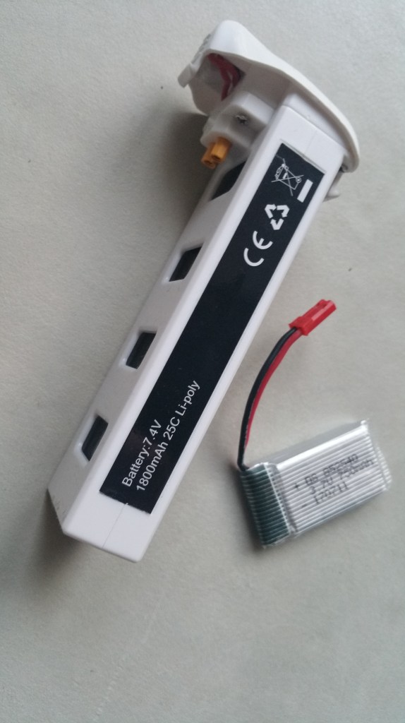 Batteries: original Bugs 2 battery, and the Geekbuying "replacement part"